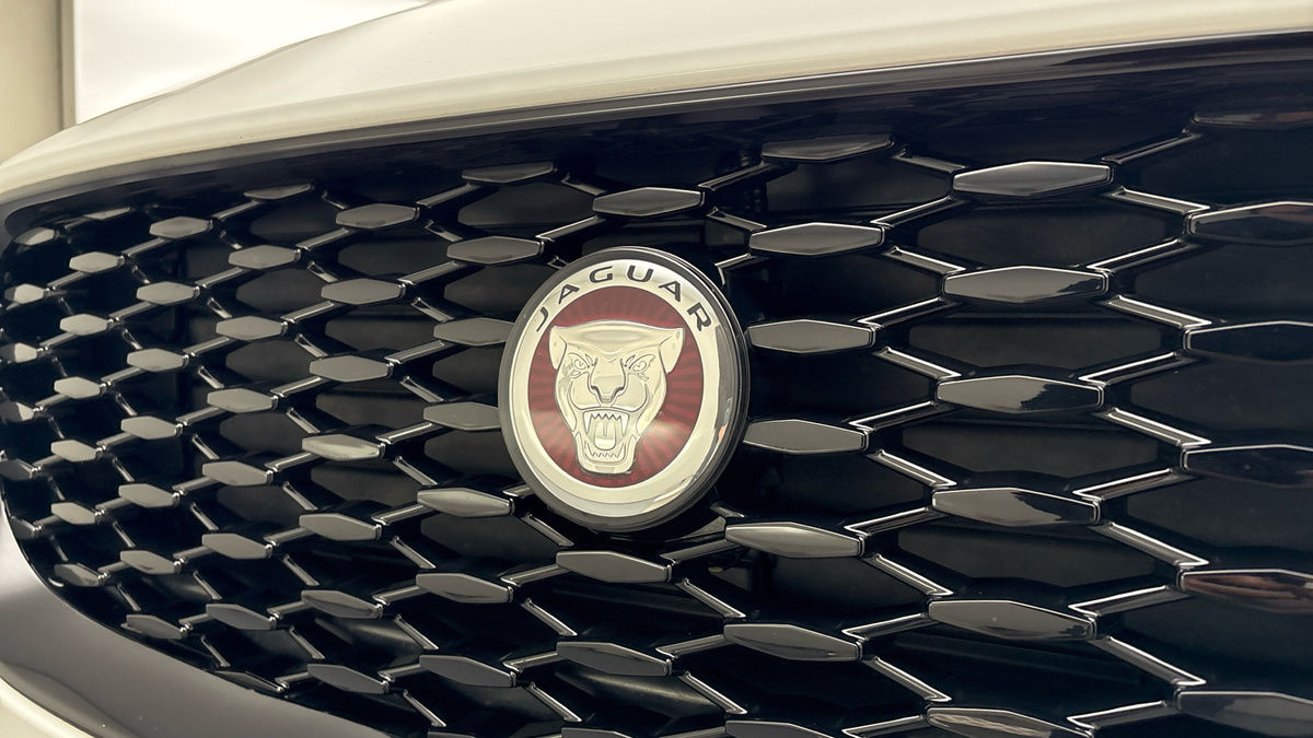 Used Jaguar E-Pace 2022 for sale - 77264195: Photo 24