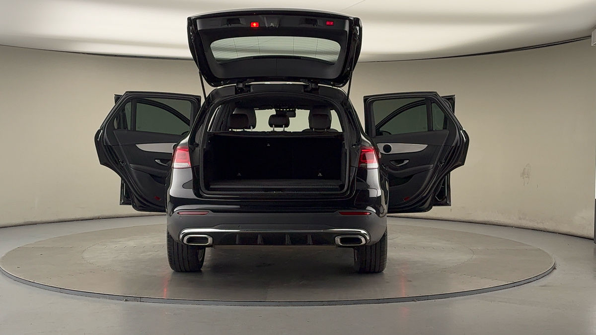 Used Mercedes-Benz GLC 2022 for sale - 76924142: Photo 60