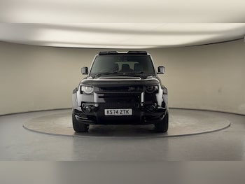 Used Land Rover Defender 130 2024 for sale - 77313849: Photo