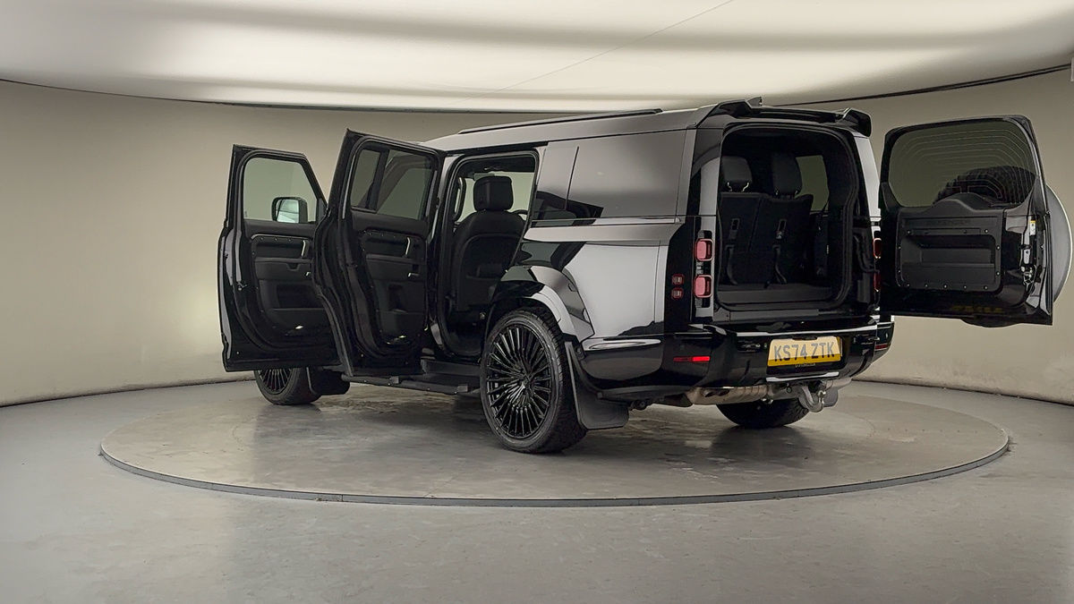 Used Land Rover Defender 2024 for sale - 77313849: Photo 49