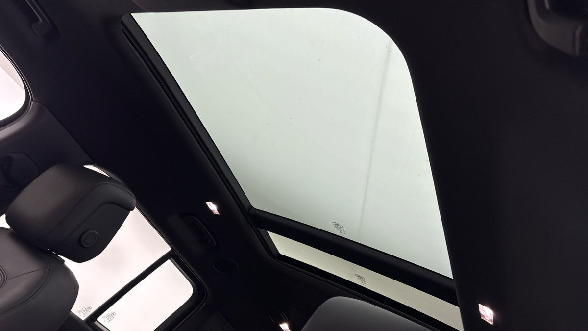 Used Land Rover Defender 2024 for sale - 77313849: Photo 6