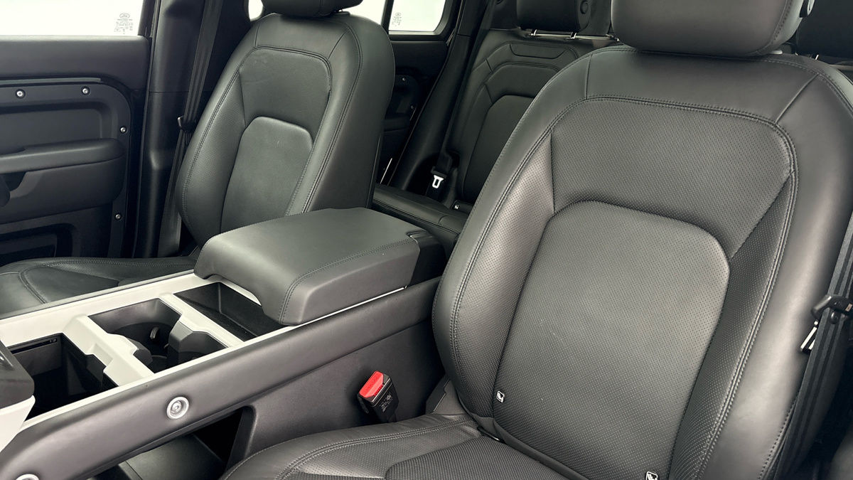 Used Land Rover Defender 2024 for sale - 77313849: Photo 7