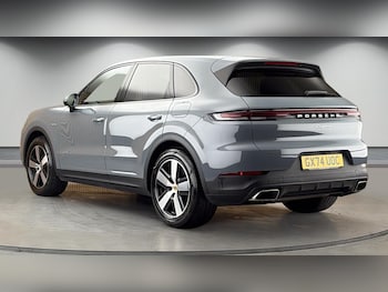 Used Porsche Cayenne 2024 for sale - 78570913: Photo