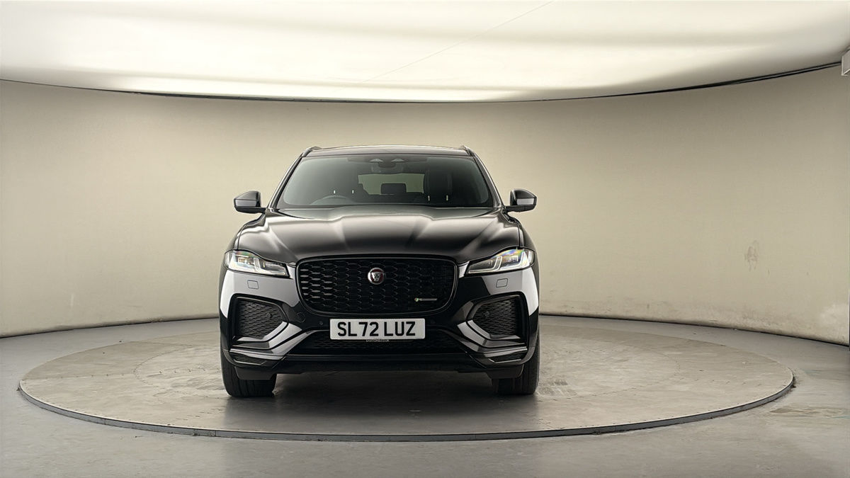 Used Jaguar F-Pace 2023 for sale - 77906144: Photo 3