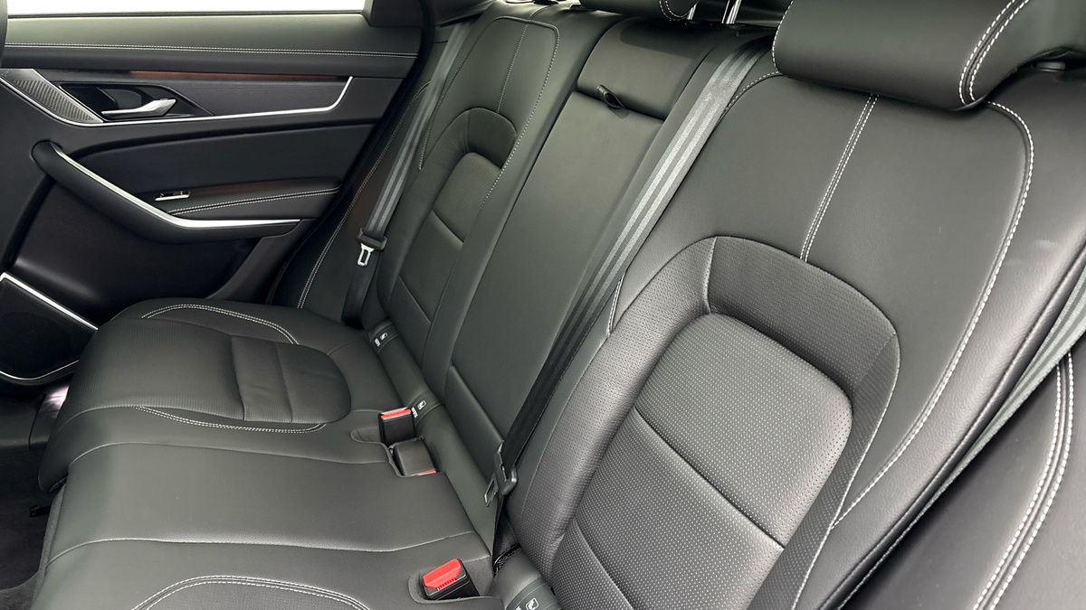 Used Jaguar F-Pace 2023 for sale - 77906144: Photo 8