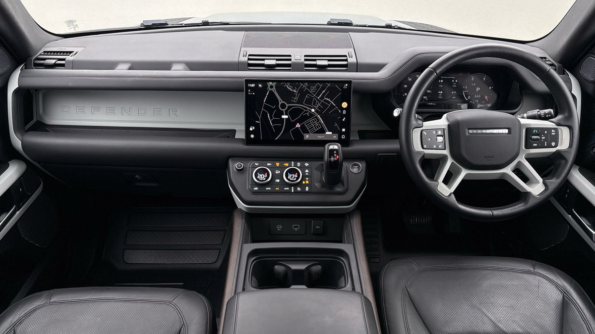 Used Land Rover Defender 2024 for sale - 78201437: Photo 12