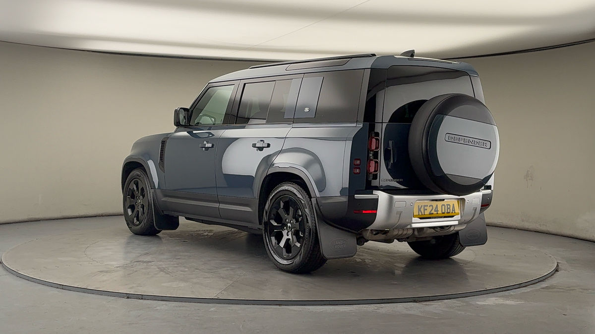 Used Land Rover Defender 2024 for sale - 78201437: Photo 2