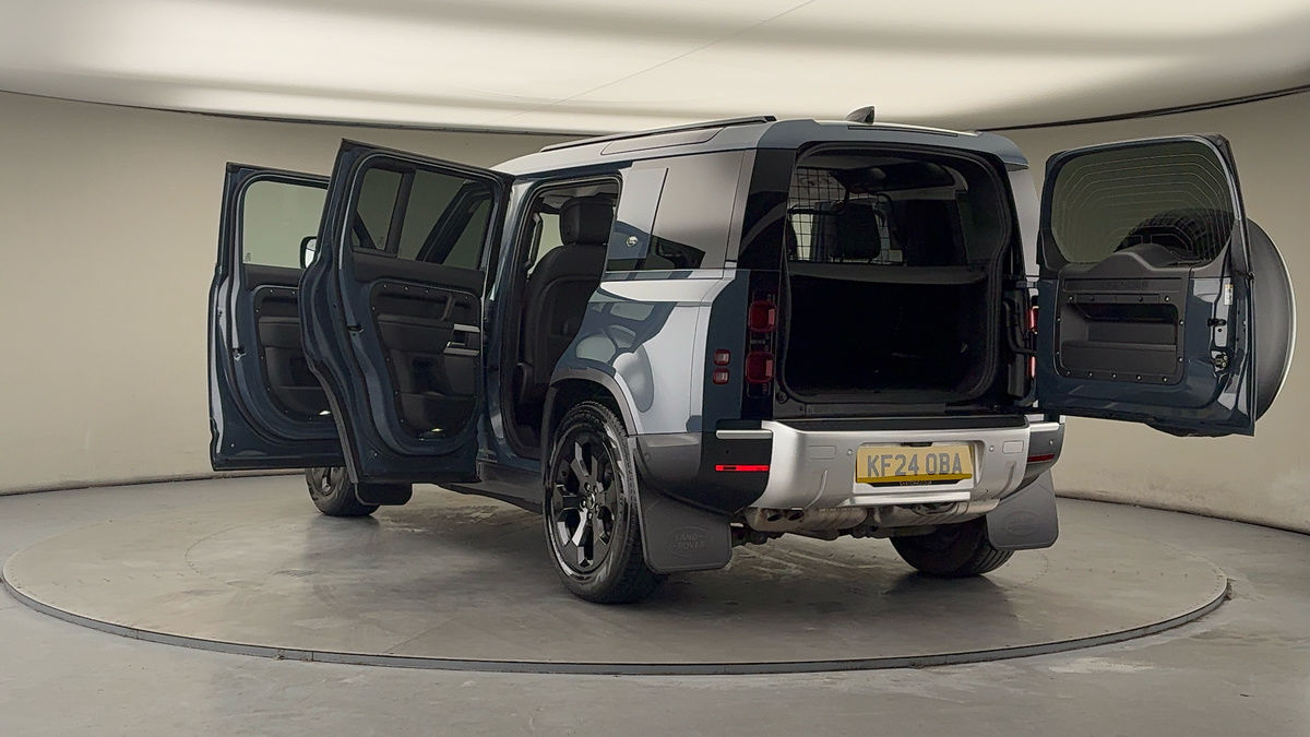 Used Land Rover Defender 2024 for sale - 78201437: Photo 23