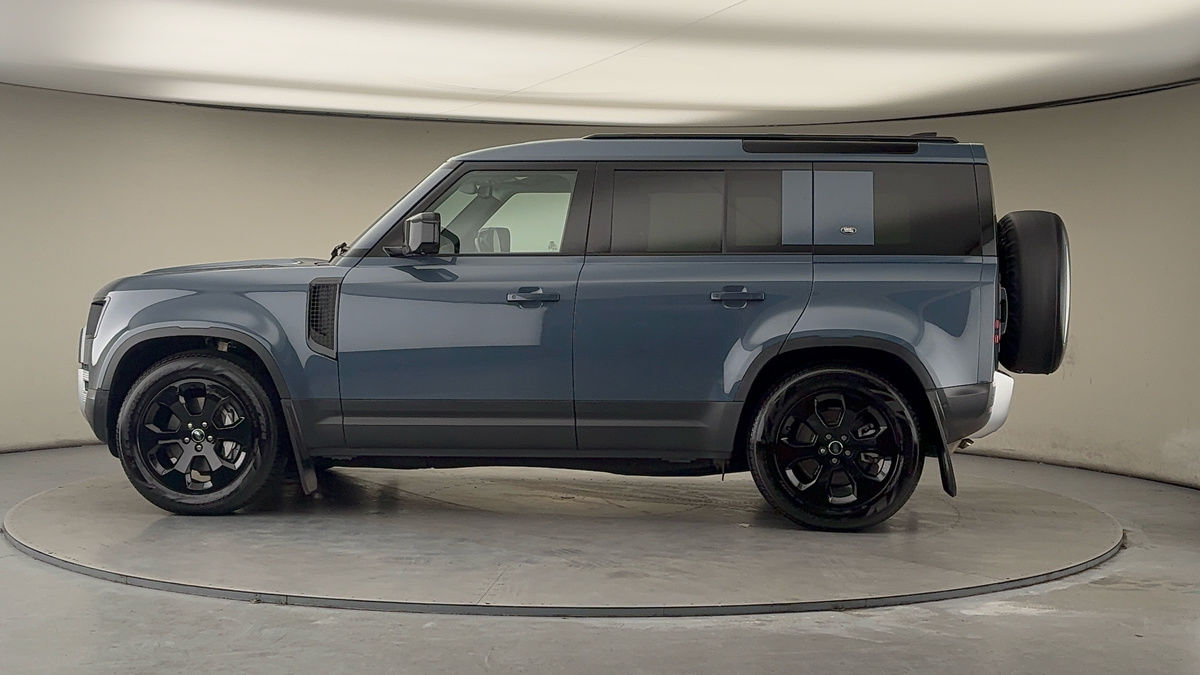 Used Land Rover Defender 2024 for sale - 78201437: Photo 27