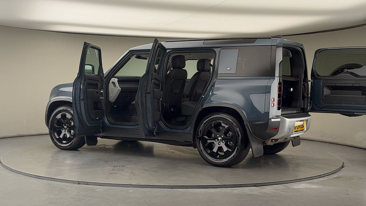 Used Land Rover Defender 2024 for sale - 78201437: Photo 45