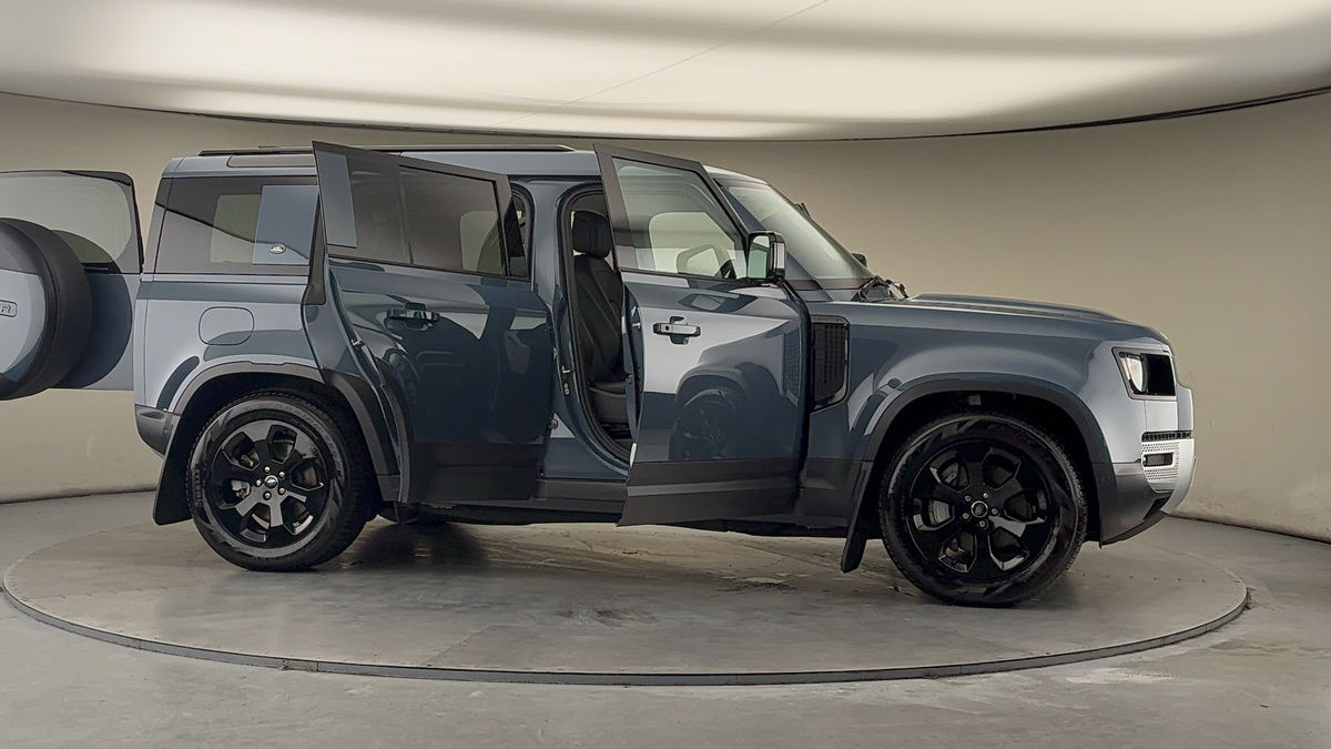 Used Land Rover Defender 2024 for sale - 78201437: Photo 55