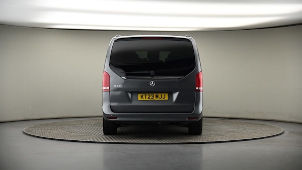 Used Mercedes-Benz V-Class 2023 for sale - 74807406: Photo 17