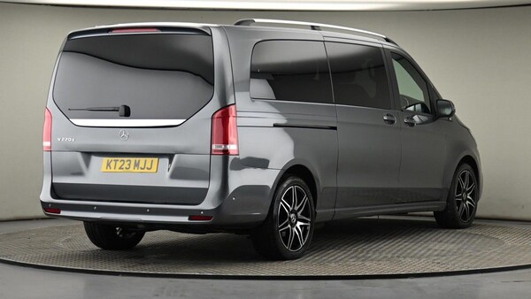 Used Mercedes-Benz V-Class 2023 for sale - 74807406: Photo 26