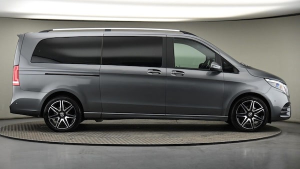 Used Mercedes-Benz V-Class 2023 for sale - 74807406: Photo 27