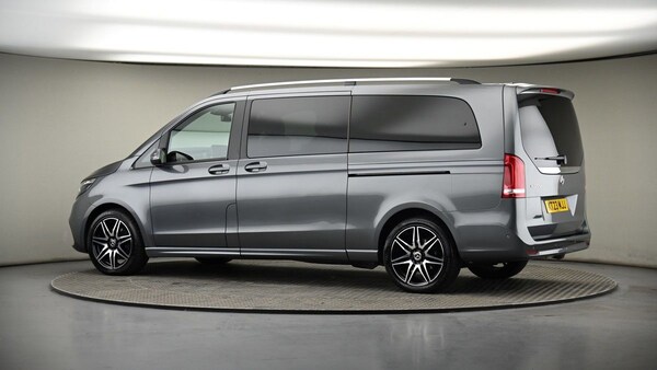 Used Mercedes-Benz V-Class 2023 for sale - 74807406: Photo 37