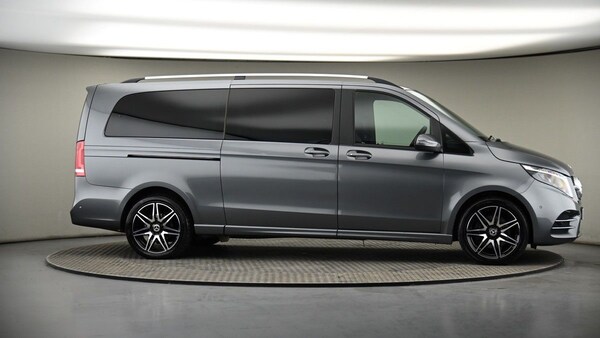 Used Mercedes-Benz V-Class 2023 for sale - 74807406: Photo 43