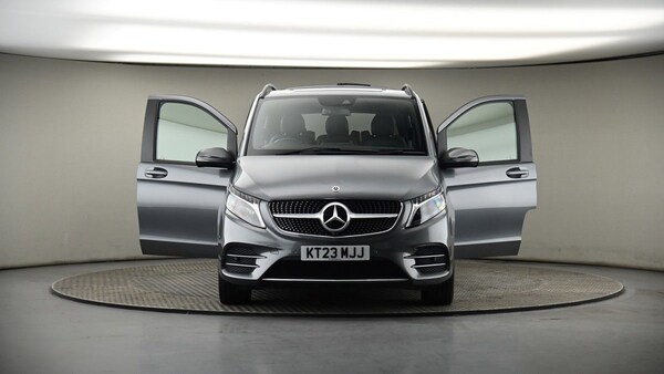 Used Mercedes-Benz V-Class 2023 for sale - 74807406: Photo 47