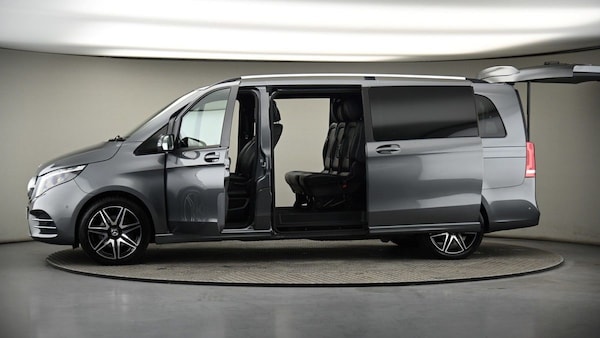 Used Mercedes-Benz V-Class 2023 for sale - 74807406: Photo 50