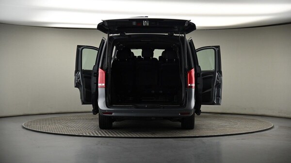 Used Mercedes-Benz V-Class 2023 for sale - 74807406: Photo 54