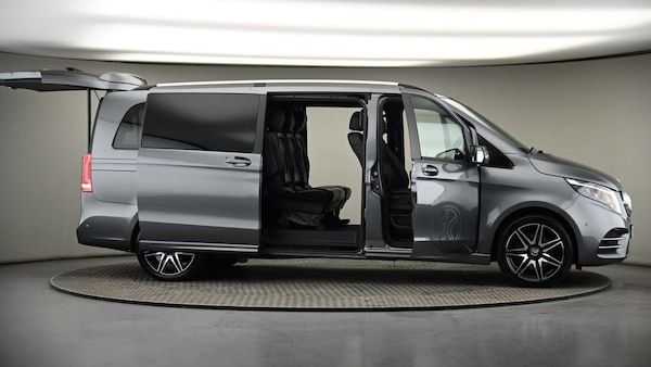 Used Mercedes-Benz V-Class 2023 for sale - 74807406: Photo 59