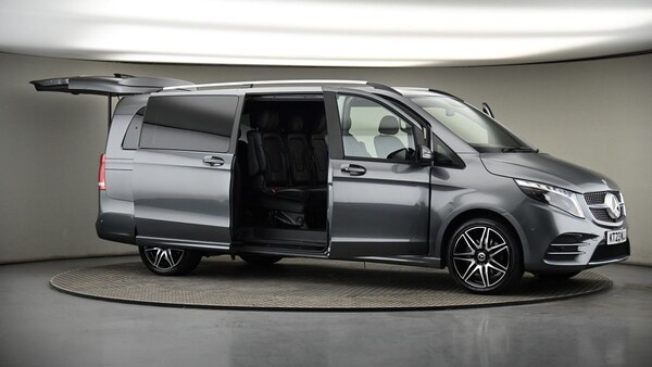 Used Mercedes-Benz V-Class 2023 for sale - 74807406: Photo 60