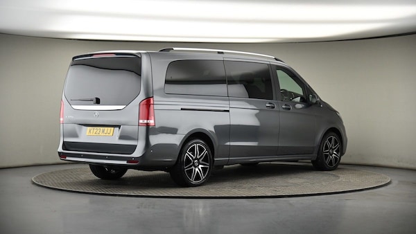 Used Mercedes-Benz V-Class 2023 for sale - 74807406: Photo 7