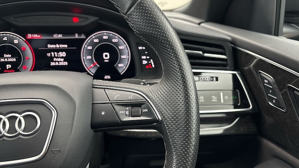 Used Audi Q8 2022 for sale - 76040249: Photo 14
