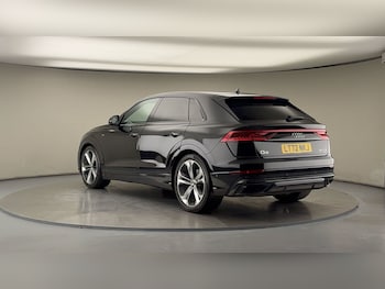 Used Audi Q8 2022 for sale - 76040249: Photo