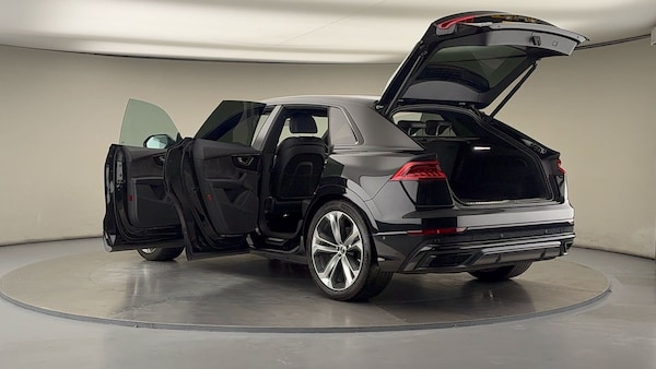 Used Audi Q8 2022 for sale - 76040249: Photo 43