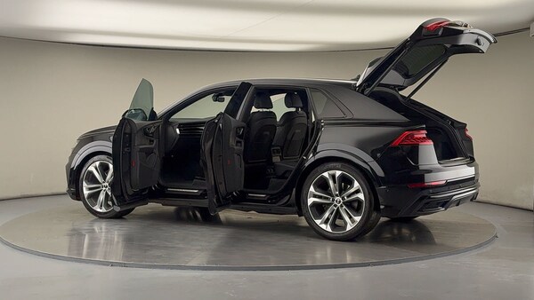 Used Audi Q8 2022 for sale - 76040249: Photo 45