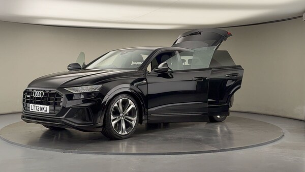 Used Audi Q8 2022 for sale - 76040249: Photo 49
