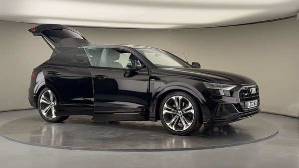 Used Audi Q8 2022 for sale - 76040249: Photo 54