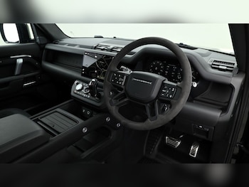 Used Land Rover Defender 110 2022 for sale - 74998856: Photo