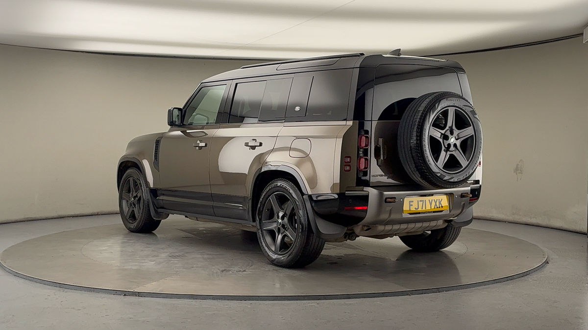 Used Land Rover Defender 110 2021 for sale - 76482709: Photo 2