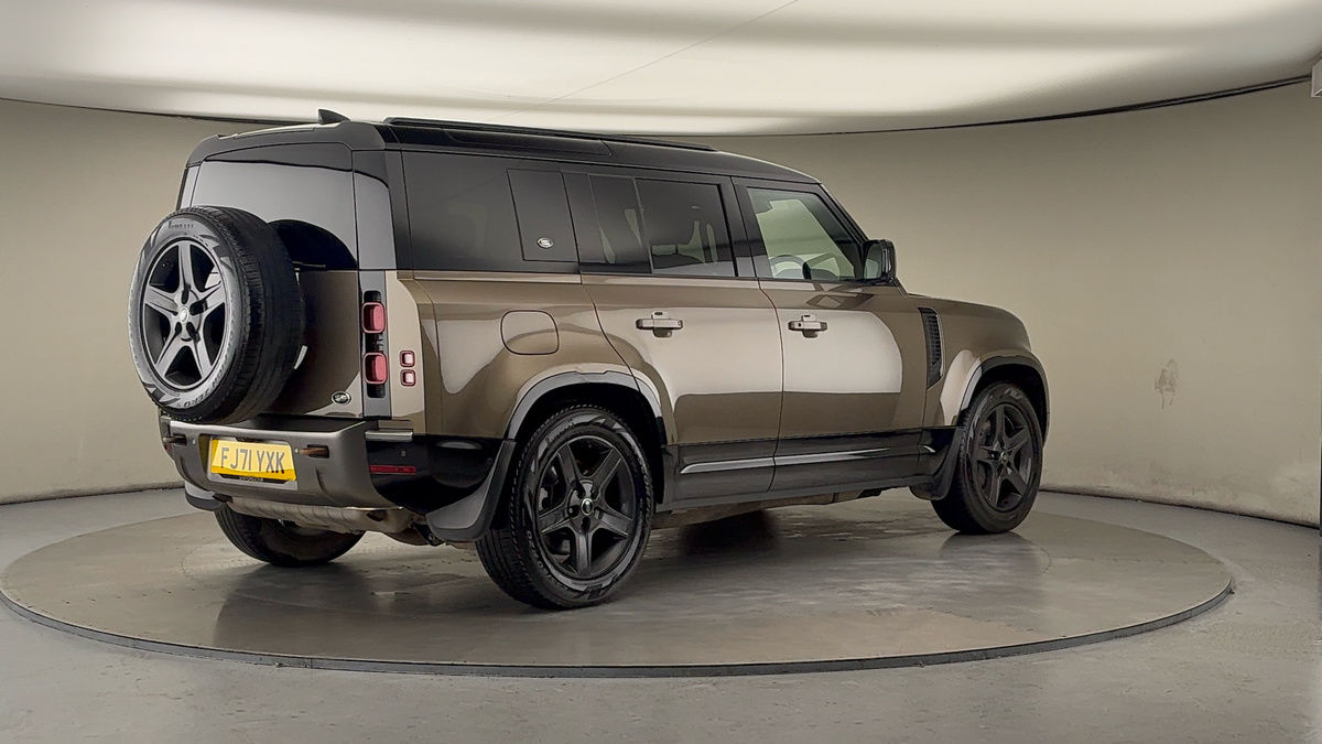 Used Land Rover Defender 110 2021 for sale - 76482709: Photo 21