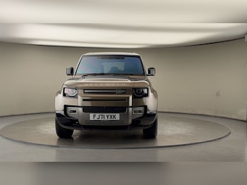 Used Land Rover Defender 110 2021 for sale - 76482709: Photo