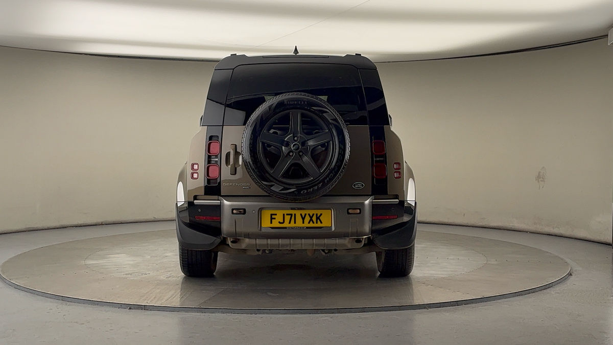 Used Land Rover Defender 110 2021 for sale - 76482709: Photo 4