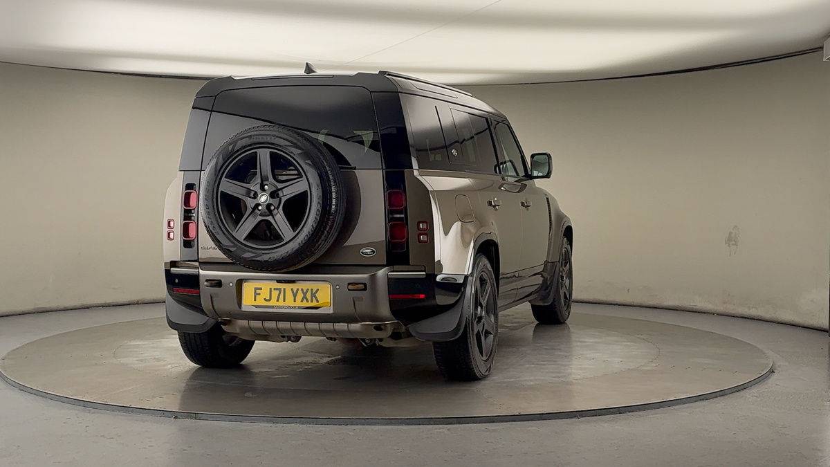 Used Land Rover Defender 110 2021 for sale - 76482709: Photo 40