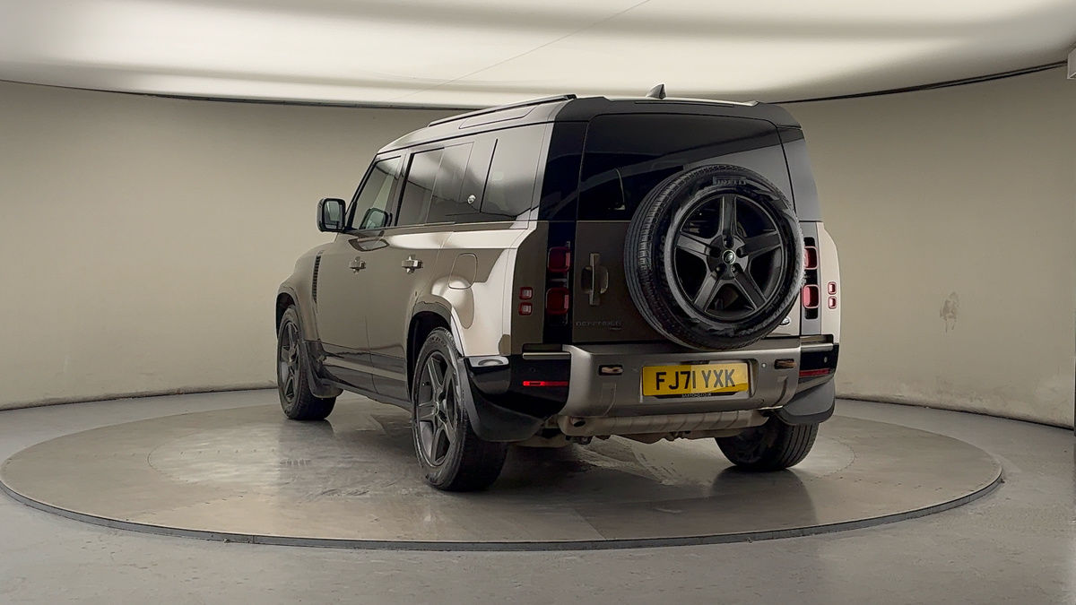 Used Land Rover Defender 110 2021 for sale - 76482709: Photo 42