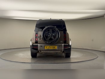 Used Land Rover Defender 110 2021 for sale - 76482709: Photo