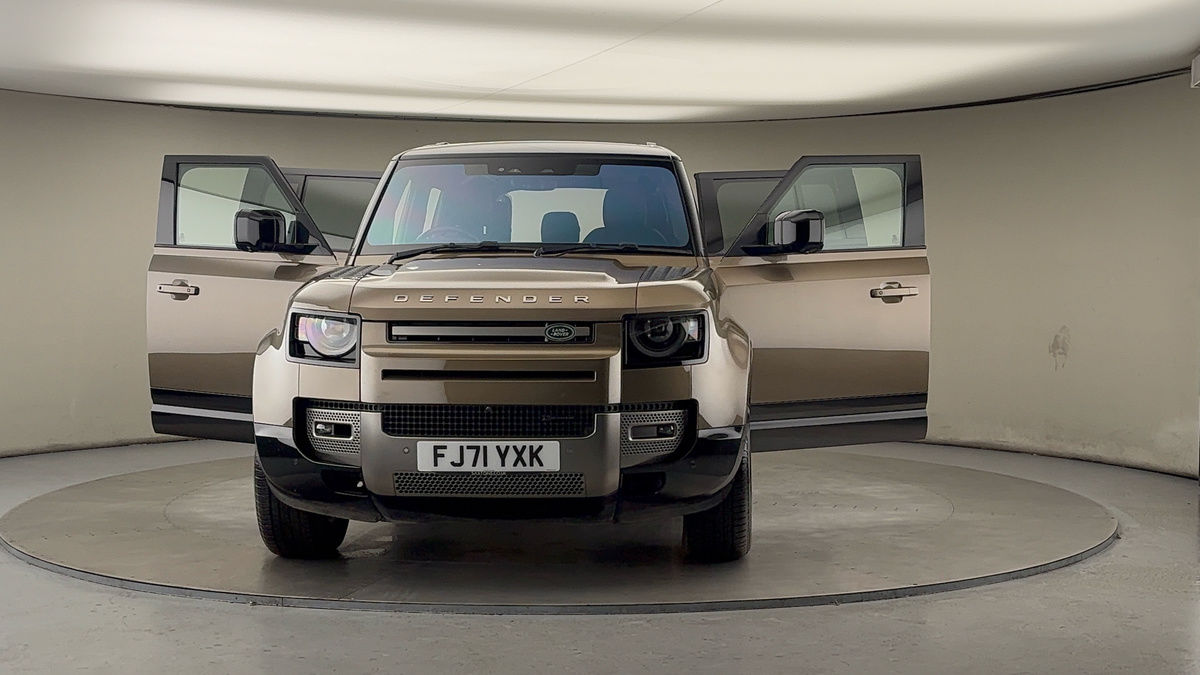 Used Land Rover Defender 110 2021 for sale - 76482709: Photo 51