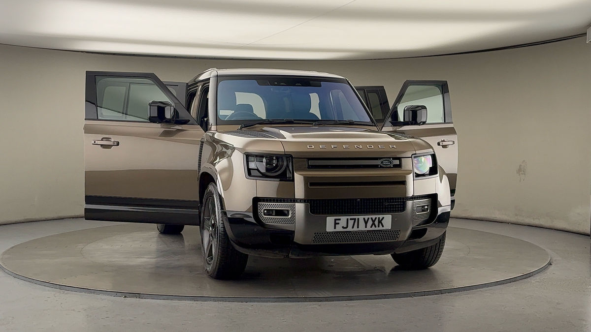 Used Land Rover Defender 110 2021 for sale - 76482709: Photo 52