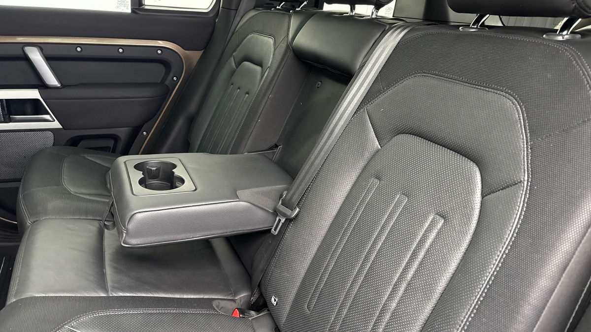 Used Land Rover Defender 110 2021 for sale - 76482709: Photo 9