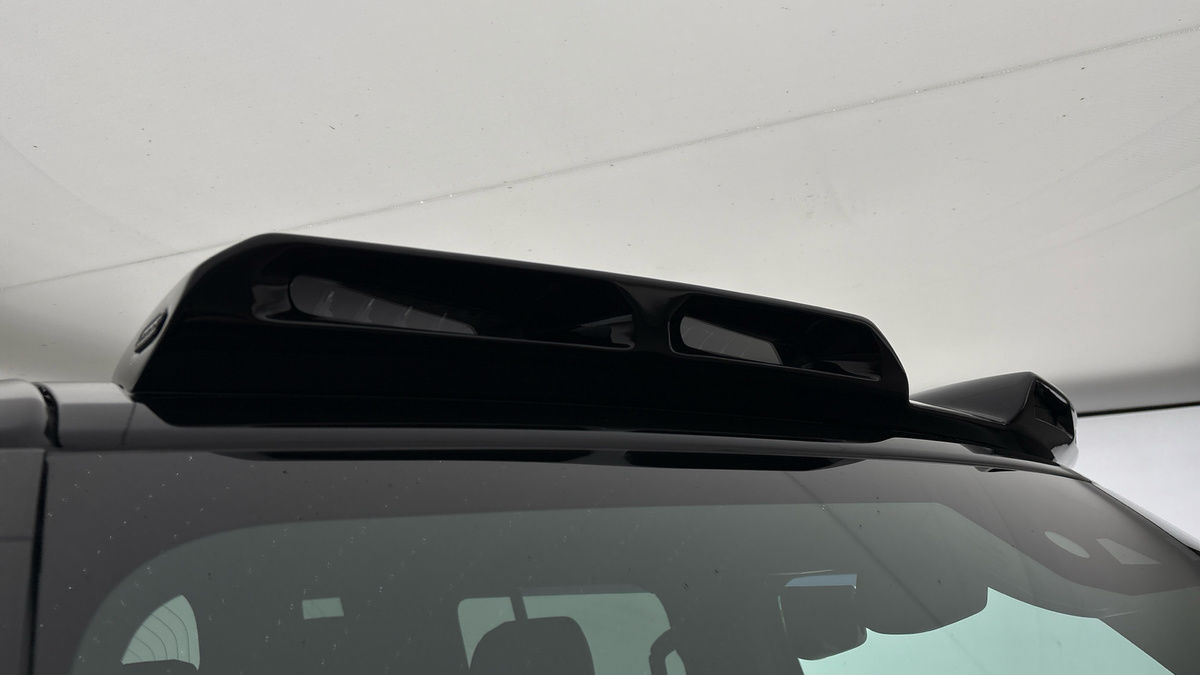 Used Land Rover Defender 110 2024 for sale - 76368757: Photo 26