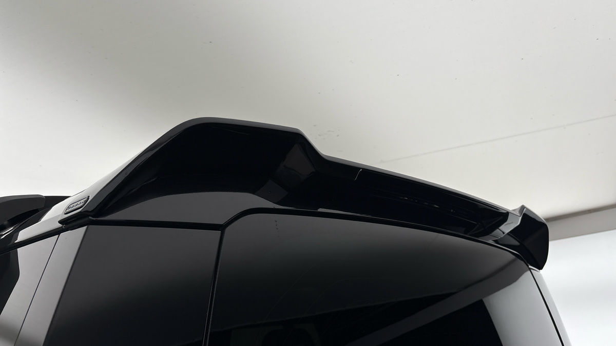 Used Land Rover Defender 110 2024 for sale - 76368757: Photo 30