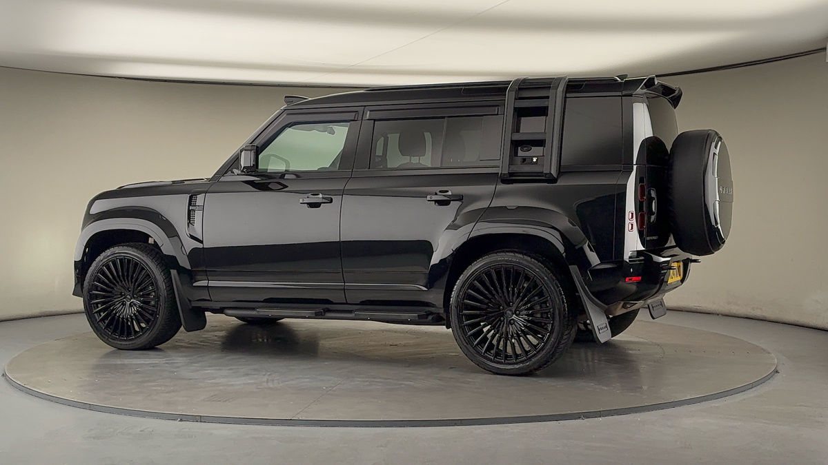 Used Land Rover Defender 110 2024 for sale - 76368757: Photo 32