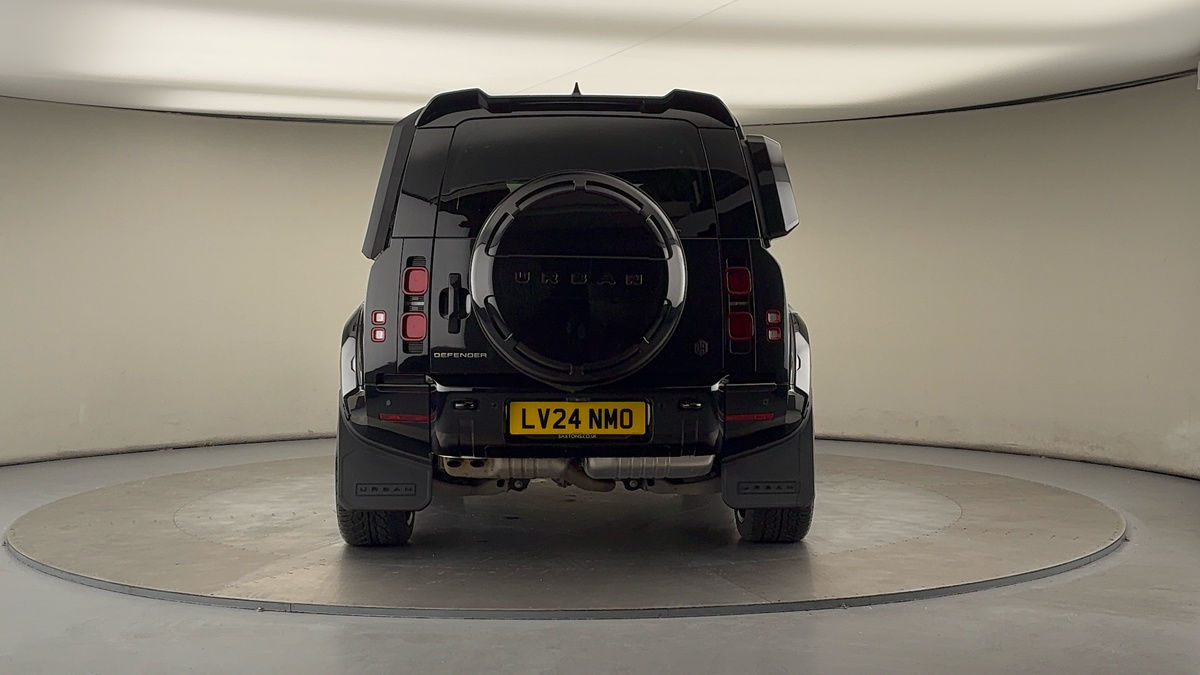Used Land Rover Defender 110 2024 for sale - 76368757: Photo 4