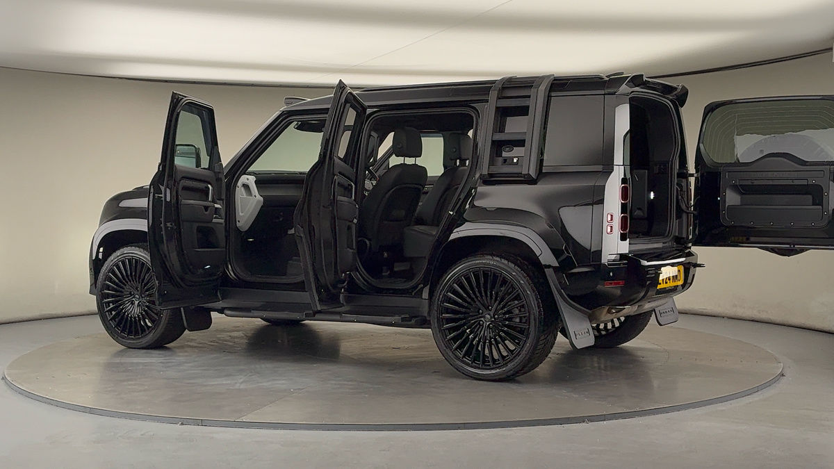 Used Land Rover Defender 110 2024 for sale - 76368757: Photo 51