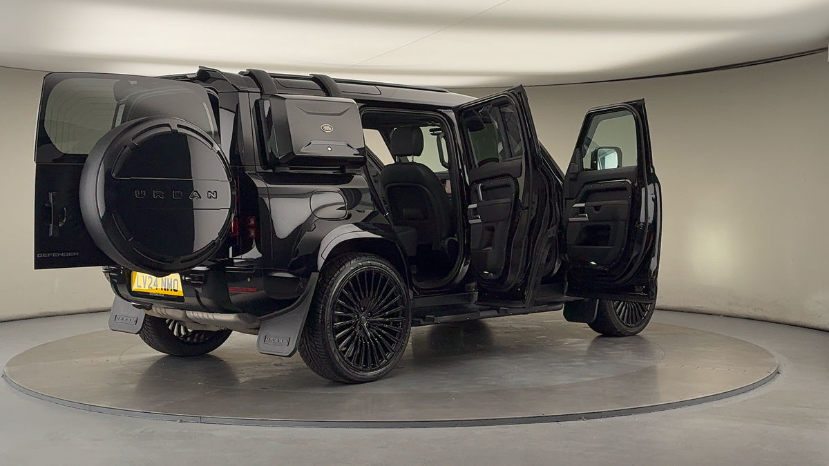 Used Land Rover Defender 110 2024 for sale - 76368757: Photo 64