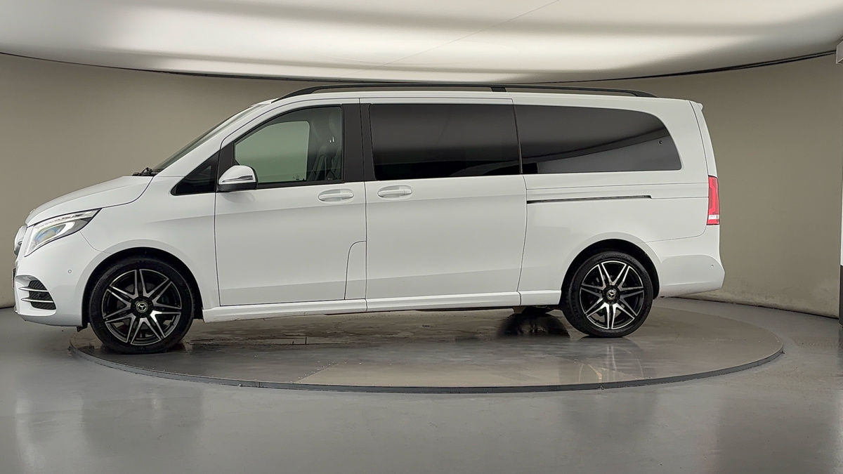 Used Mercedes-Benz V-Class 2022 for sale - 78213236: Photo 31